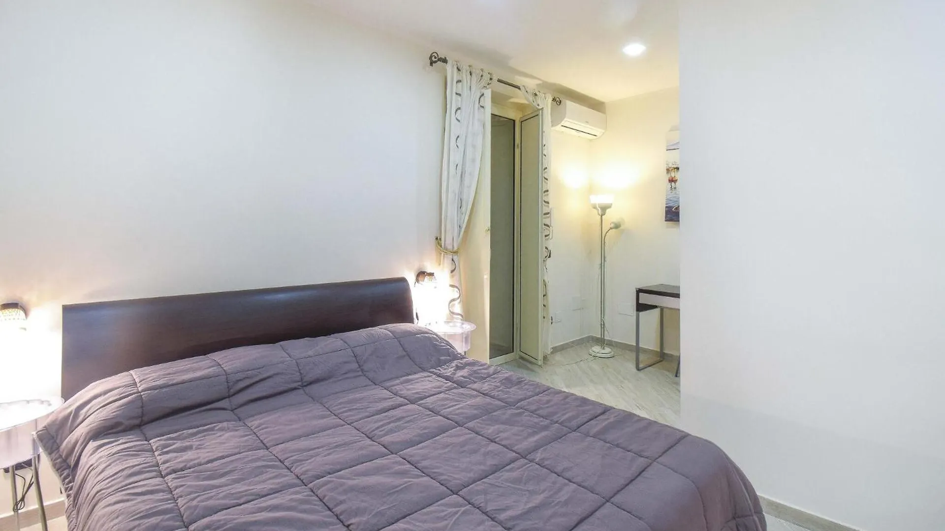 Stunning Apartment In Napoli With Wifi 0*, Naples