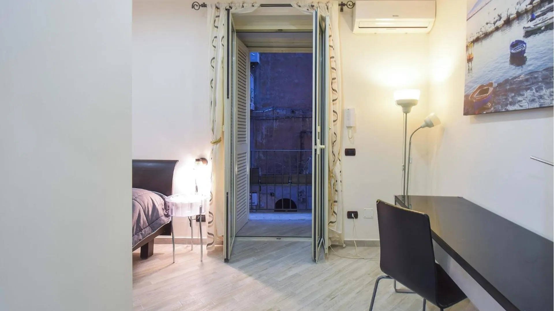Stunning Apartment In Napoli With Wifi