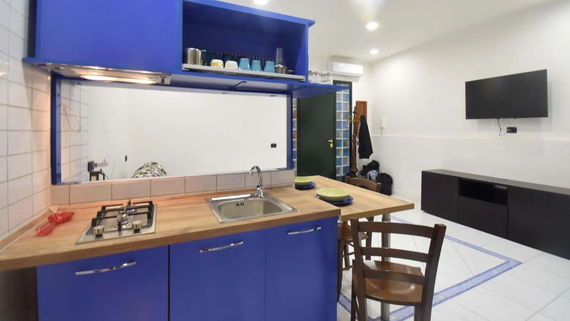 Stunning Apartment In Napoli With Wifi Itália